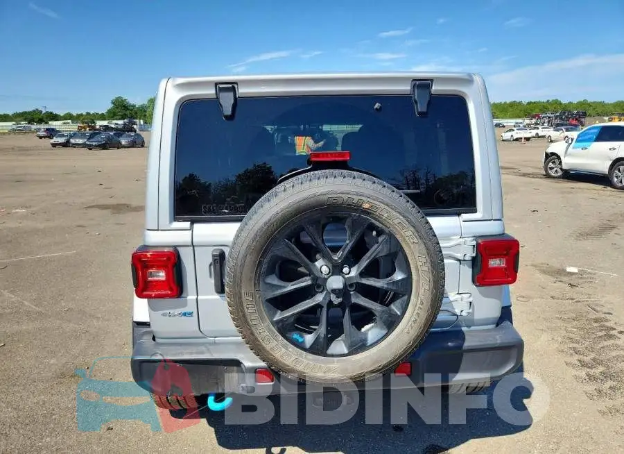 1C4JJXP68PW514805 Photo# 6
