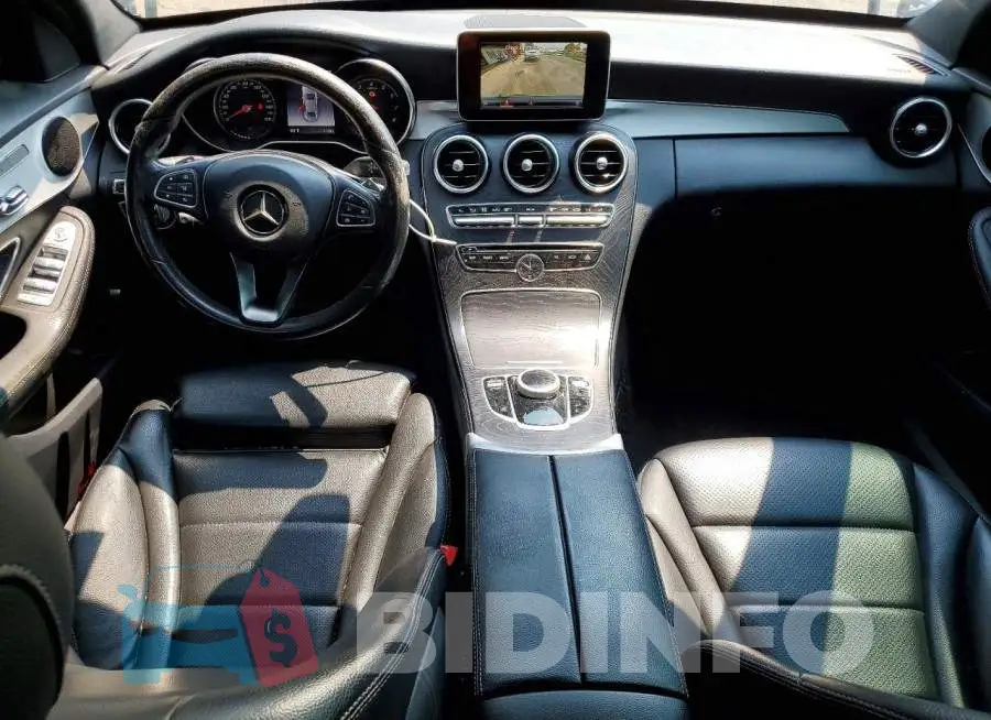 55SWF4KB4JU274642 Photo# 8