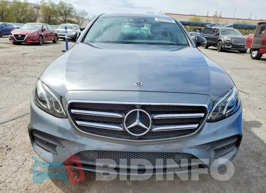 WDDZF4JB3KA662249 Photo# 5
