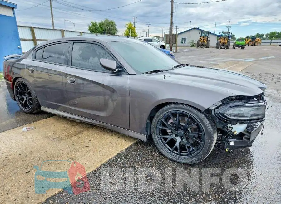 2C3CDXHG3KH685030 Photo# 4
