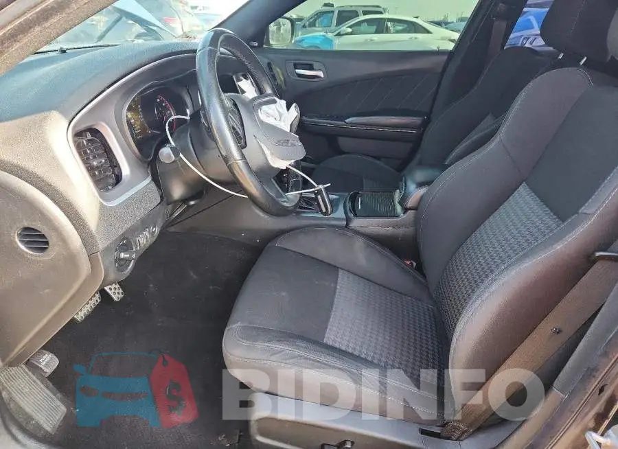 2C3CDXHG5KH715077 Photo# 7