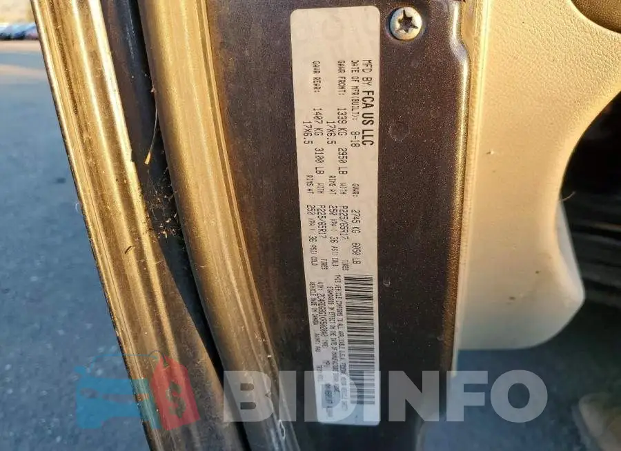 2C4RDGBG1KR502040 Photo# 13