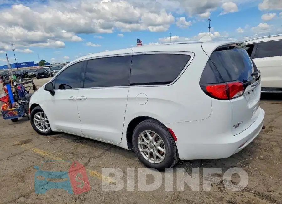 2C4RC1CG6HR708722 Photo# 2