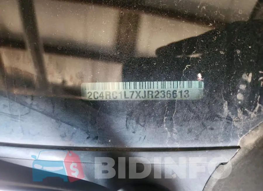 2C4RC1L7XJR236613 Photo# 14