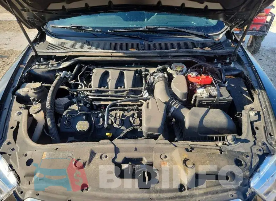 1FAHP2E87JG137363 Photo# 11
