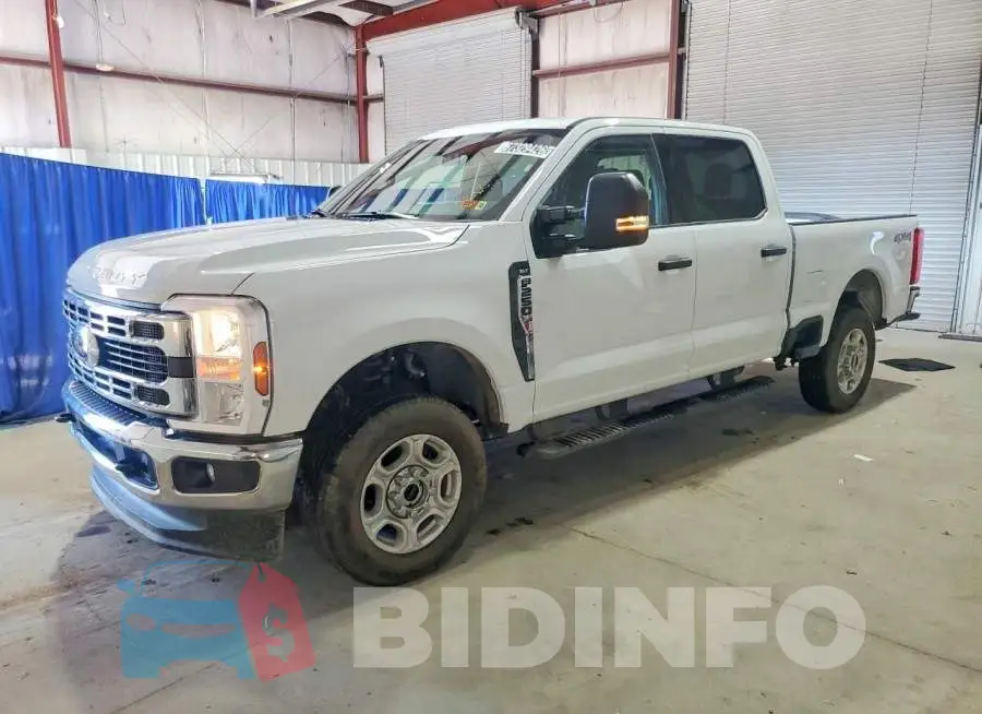 1FT7W2BNXTEC81135 Photo# 1