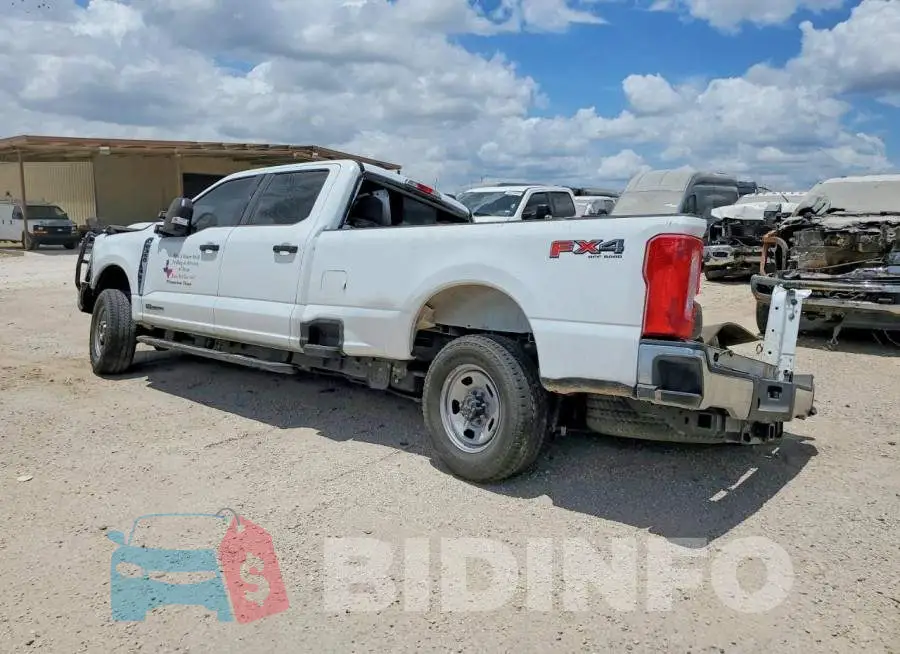 1FT8W3BTXTEC40903 Photo# 2