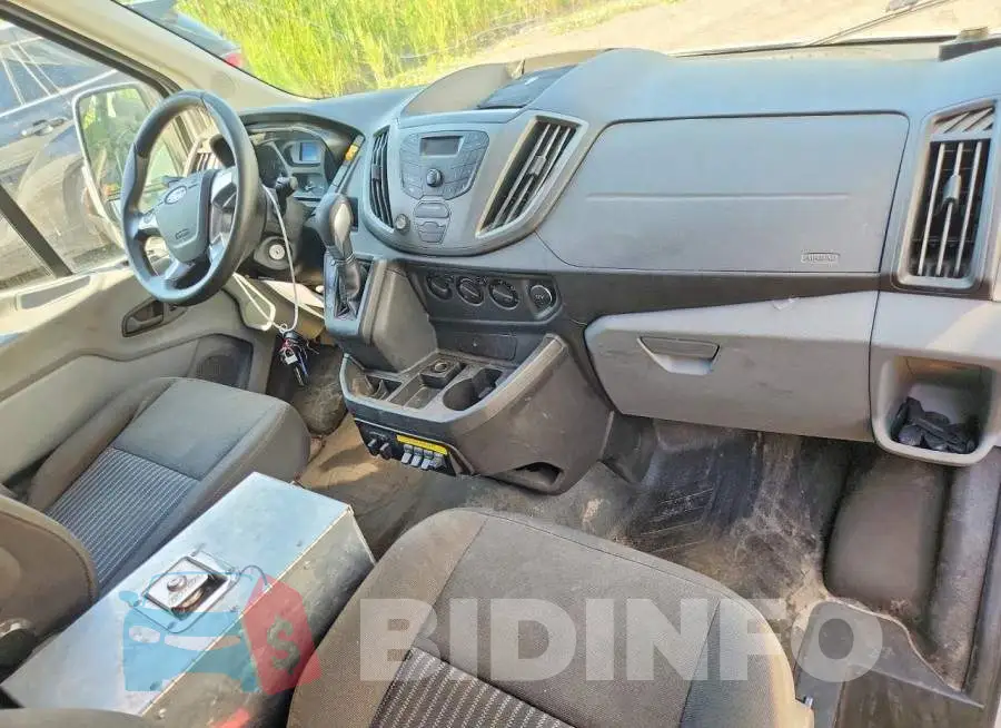 1FTBF4XG7HKB11551 Photo# 8