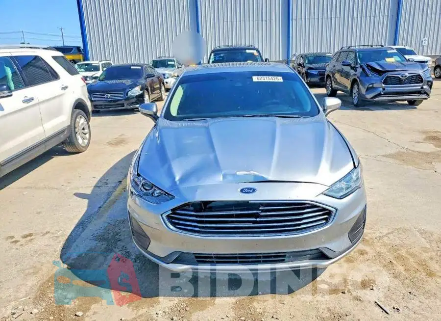 3FA6P0HD4LR135151 Photo# 5