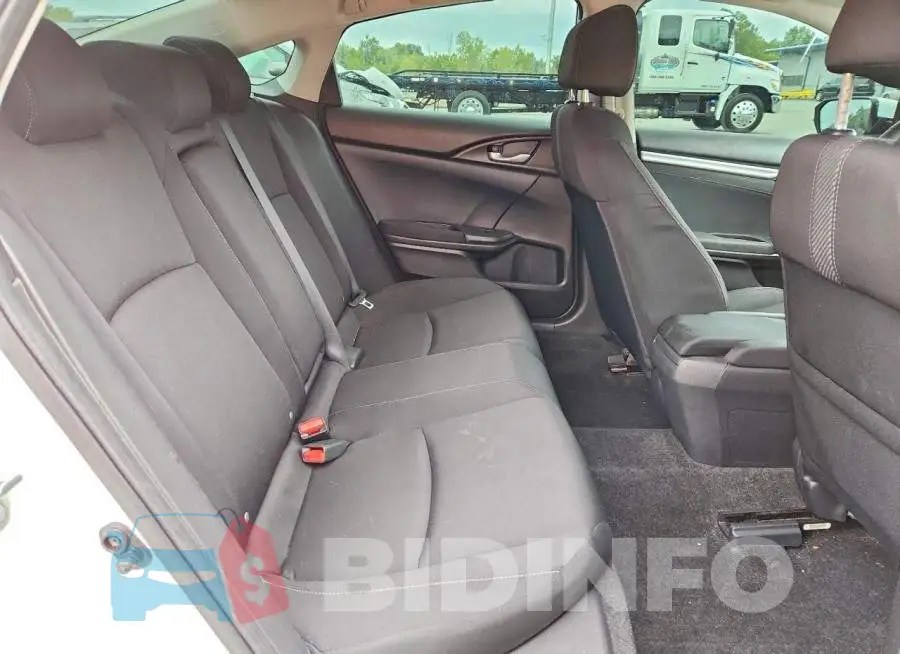 19XFC2F70HE210554 Photo# 10
