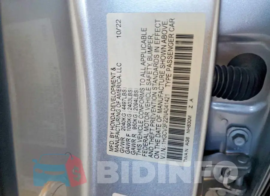 1HGCV3F22NA041421 Photo# 12