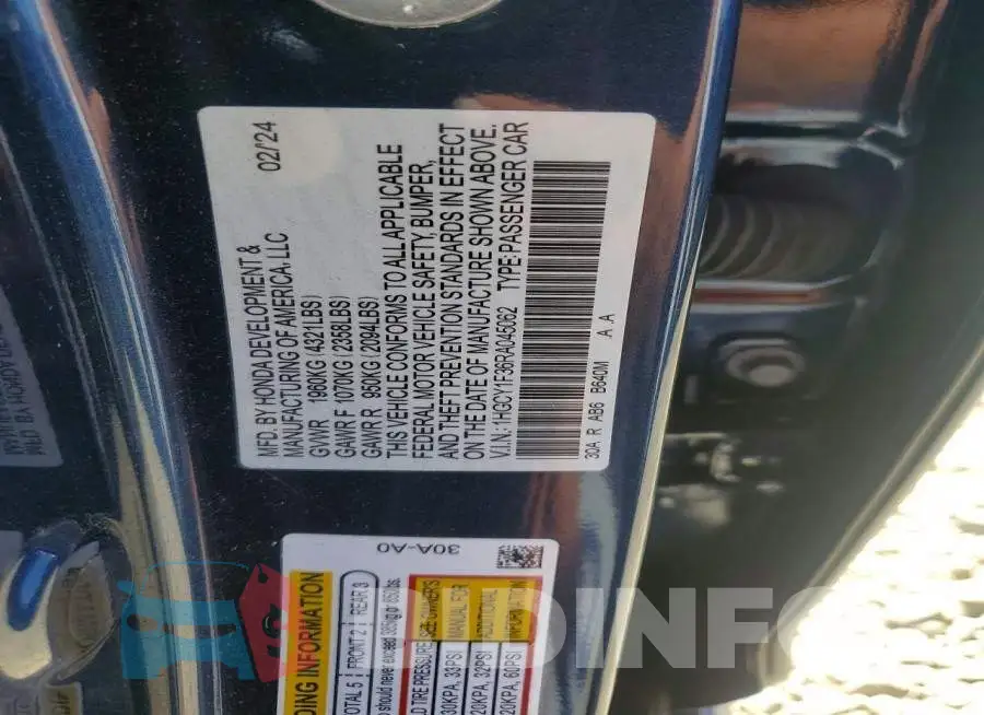 1HGCY1F36RA045062 Photo# 13