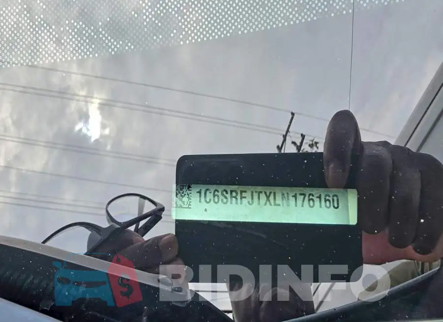 1C6SRFJTXLN176160 Photo# 10