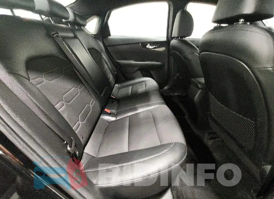 3KPF34AD6ME275752 Photo# 10