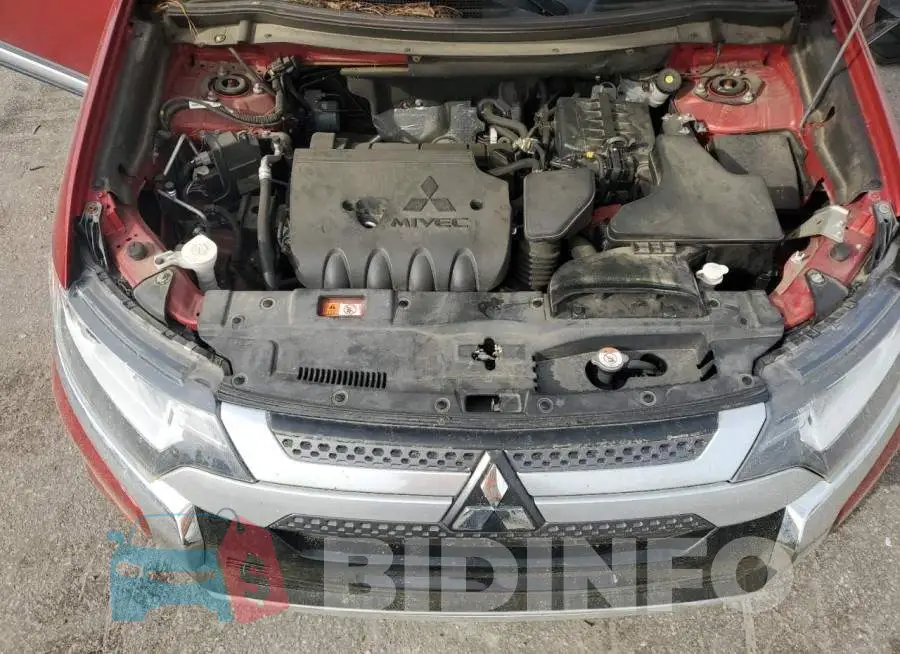JA4AD3A32KZ005972 Photo# 12