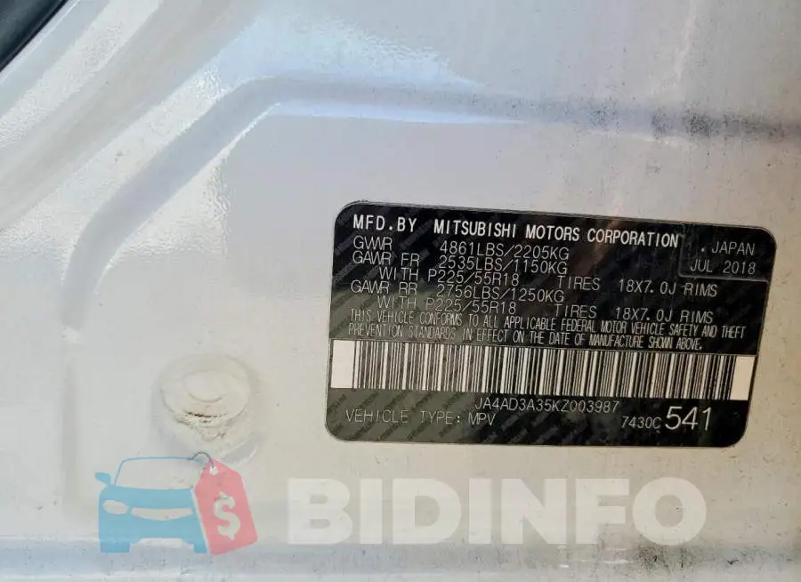 JA4AD3A35KZ003987 Photo# 13