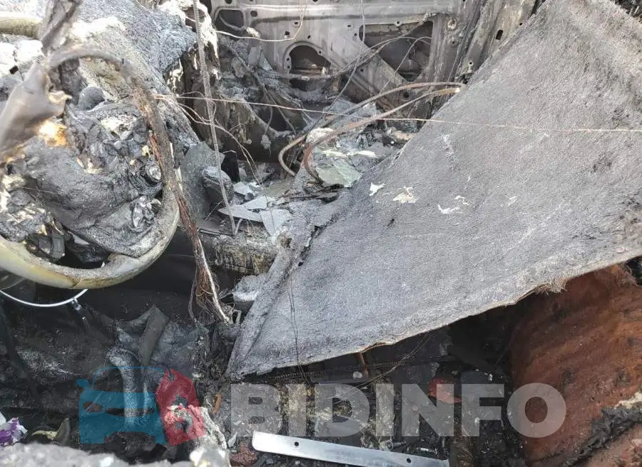 JF2SKARC5LH506176 Photo# 7