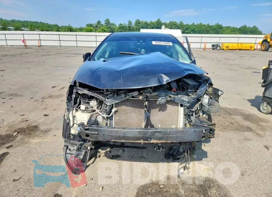 2T1BURHE8KC208248 Photo# 5