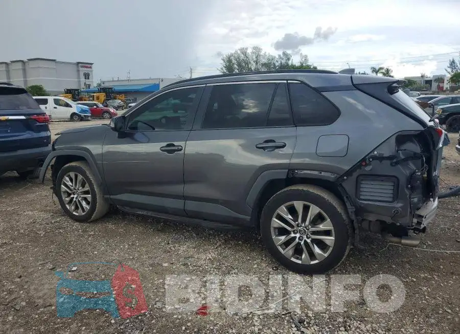 2T3C1RFV4LC082589 Photo# 2