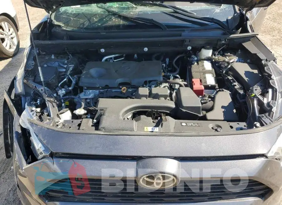 2T3C1RFV8NC206365 Photo# 11