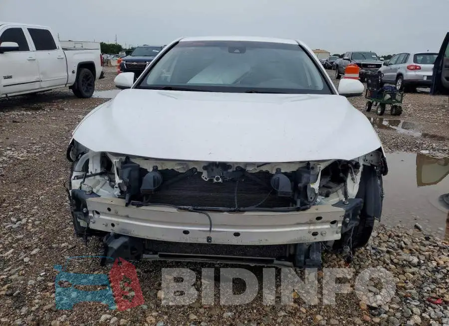 4T1G11AK8LU885218 Photo# 5