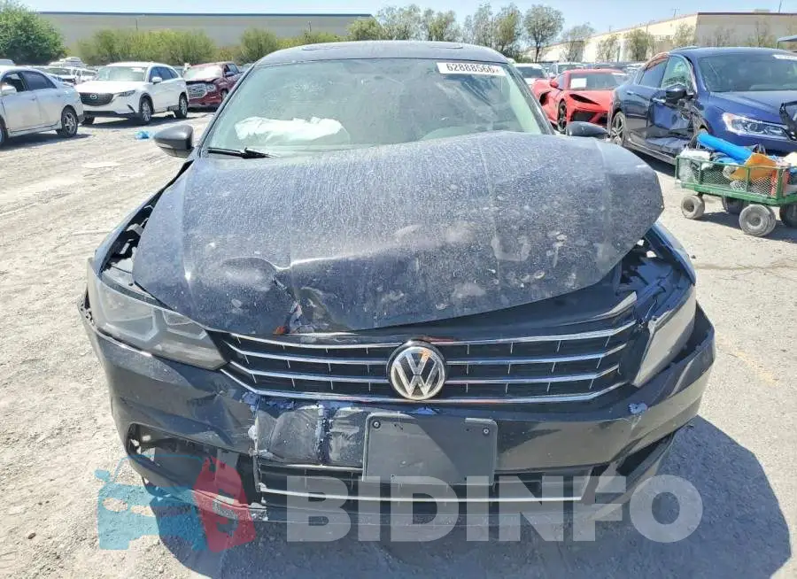 1VWLA7A35KC014020 Photo# 5