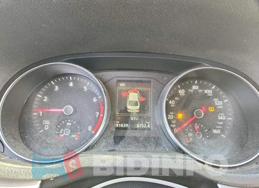 1VWLA7A3XKC008911 Photo# 9