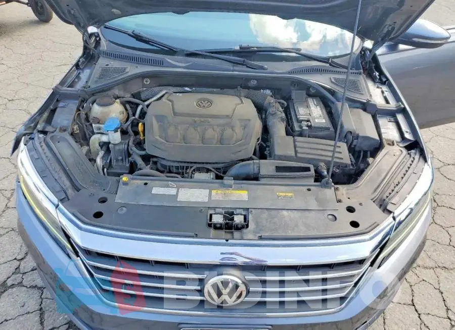 1VWSA7A33MC001930 Photo# 11