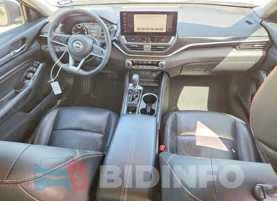 1N4BL4CV1PN331803 Photo# 8