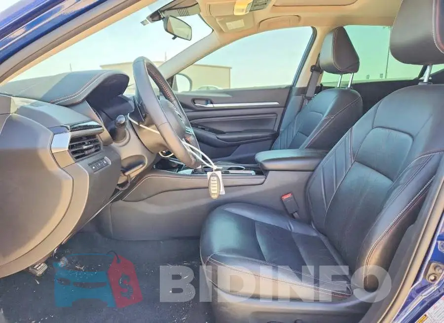 1N4BL4CV1PN331803 Photo# 7