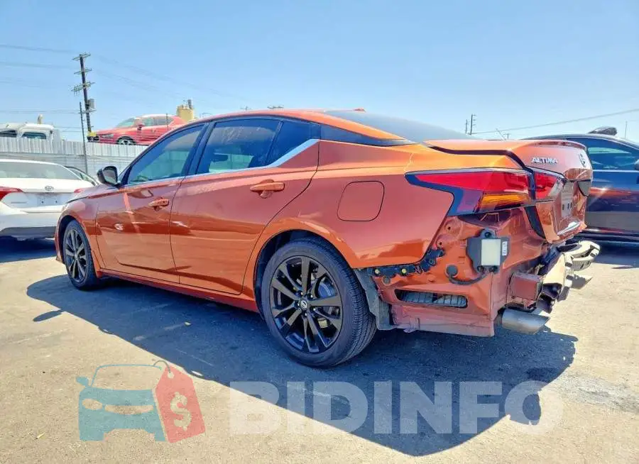 1N4BL4CV2NN341432 Photo# 2