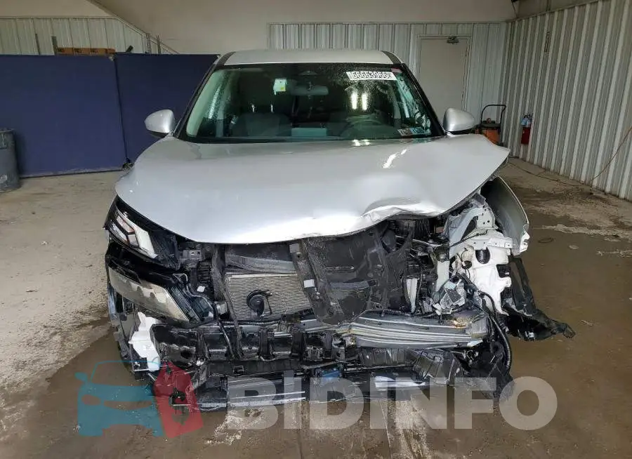 5N1BT3BB7SC811128 Photo# 5