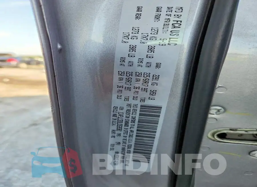 1C4PJLCB3LD528381 Photo# 13