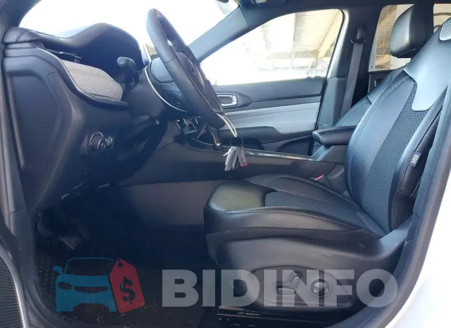 3C4NJDBN2ST549031 Photo# 7