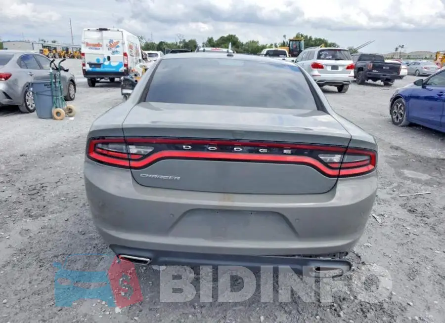2C3CDXBG1KH717675 Photo# 6