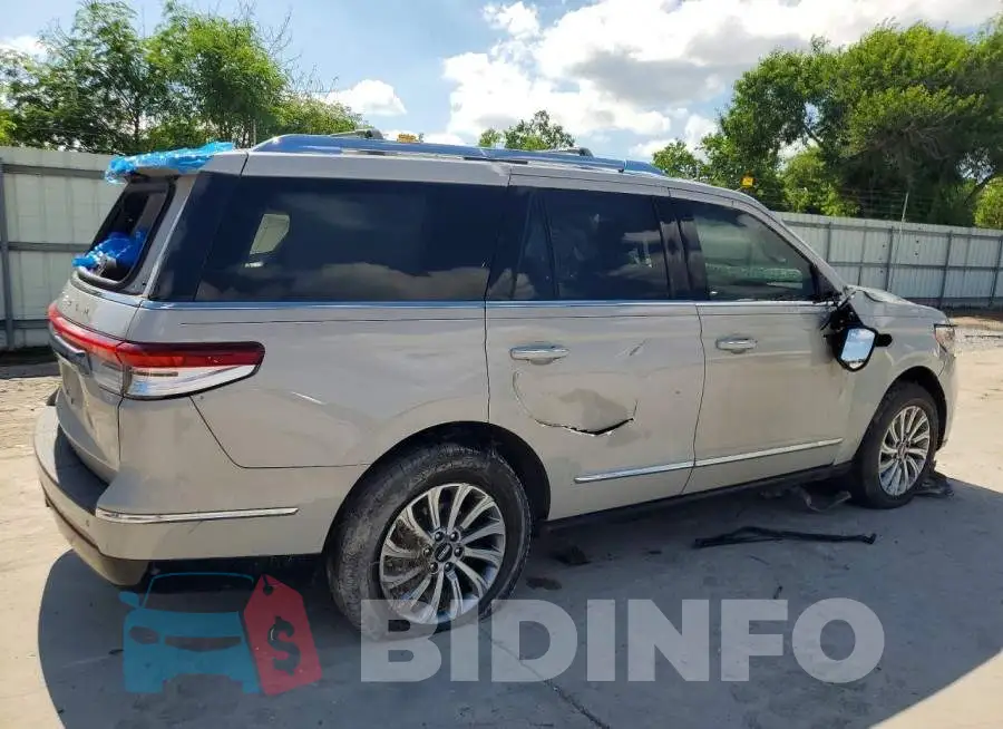 5LMJJ2NG7REL15941 Photo# 3