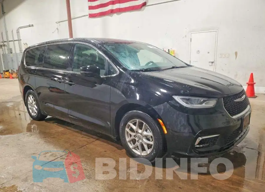 2C4RC1BG4SR507507 Photo# 4