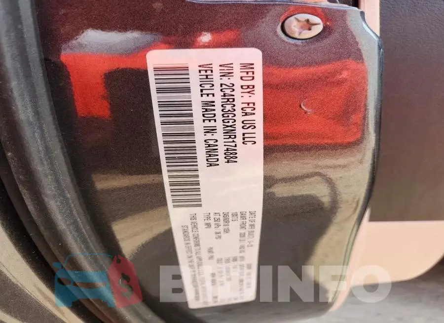 2C4RC3GGXNR174884 Photo# 13
