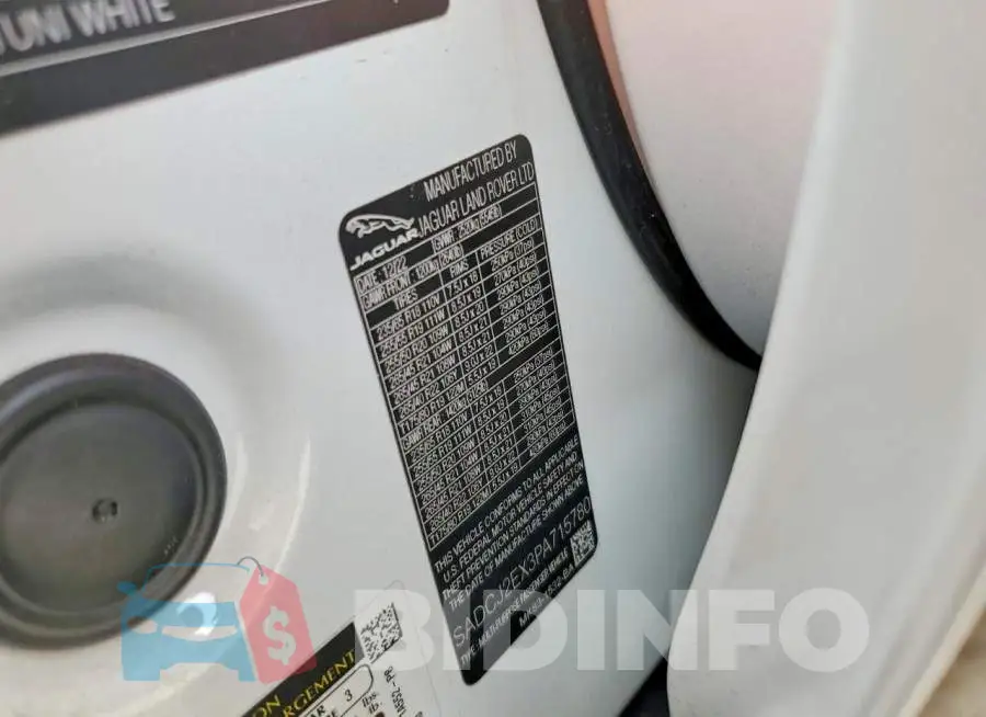 SADCJ2EX3PA715780 Photo# 13