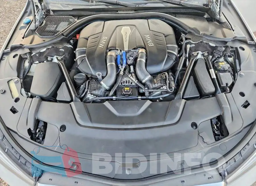 WBA7F2C51HG422231 Photo# 11