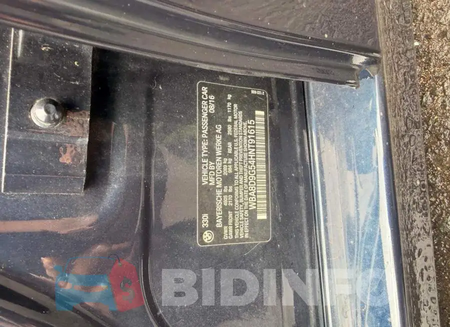 WBA8D9G54HNT91615 Photo# 8