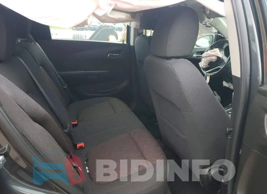 1G1JD6SH6J4127286 Photo# 10