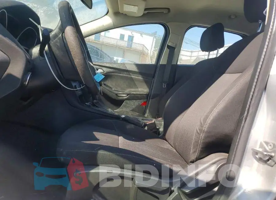 1FADP3K2XHL217956 Photo# 7