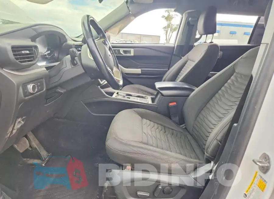 1FMSK7DHXMGB18240 Photo# 7