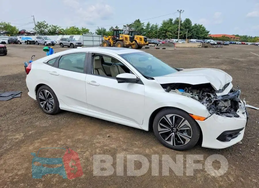 19XFC1F70HE208362 Photo# 4