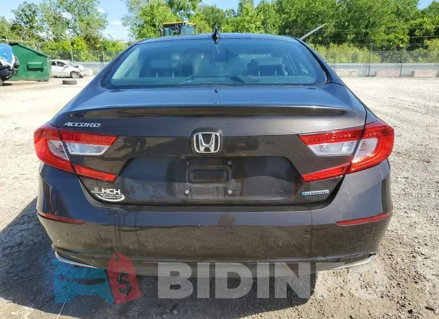 1HGCV3F50JA013136 Photo# 6