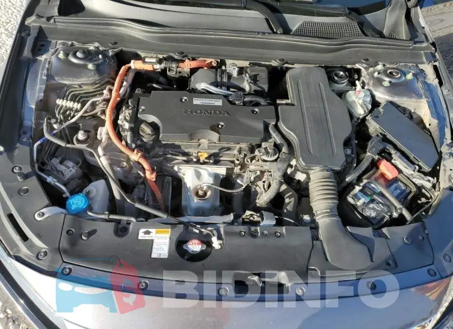 1HGCV3F93JA005762 Photo# 11
