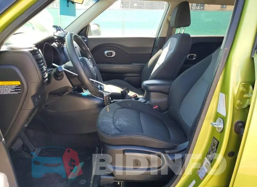 KNDJP3A5XJ7902109 Photo# 7