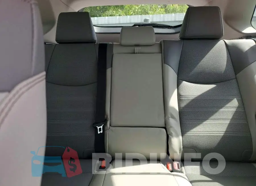 2T3Y1RFV4PC231594 Photo# 10