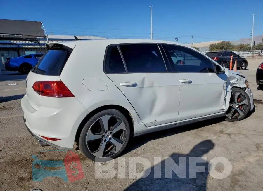 3VW5T7AU8HM076532 Photo# 3
